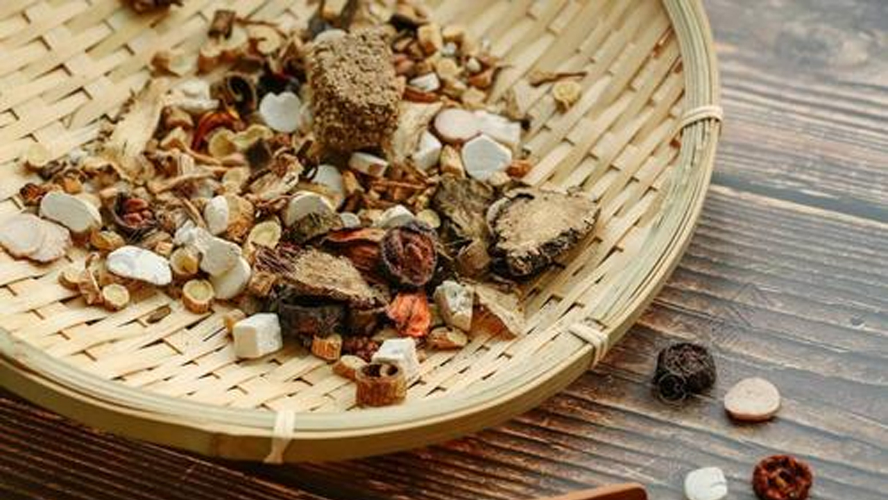 中醫(yī)藥對(duì)治療新冠肺炎有效